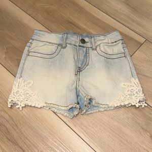 EUC Girls Size 6 SMALL Cherokee Brand Adjustable Waist Stretch Shorts LACE trim